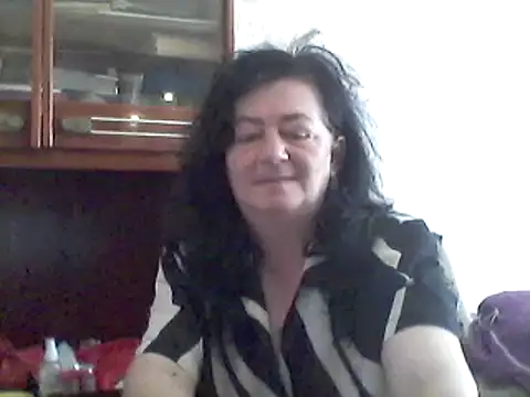 GypsiQueen2 online show from March 9, 2025, 11:58 am