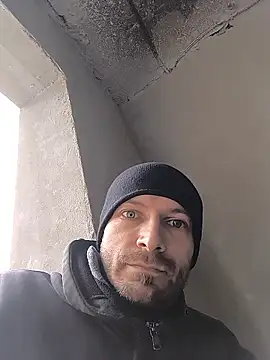 Hadrian2 online show from April 22, 2026, 8:06 am