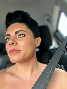 LukeLouHarvey online show from October 14, 2025, 5:08 am