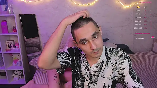 PostBabyyy online show from March 13, 2025, 9:48 pm