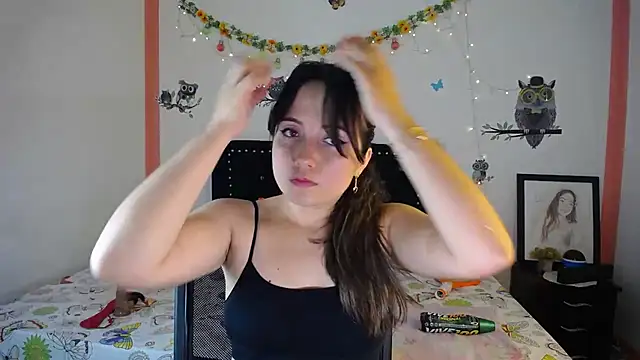 naughty girl 4u online show from February 22, 2025, 3:36 pm