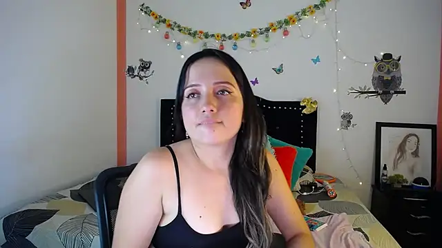 naughty girl 4u online show from February 28, 2025, 10:17 pm