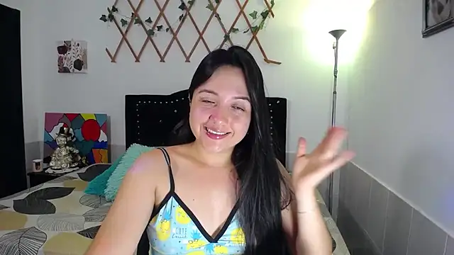 naughty girl 4u online show from April 21, 2026, 8:20 am