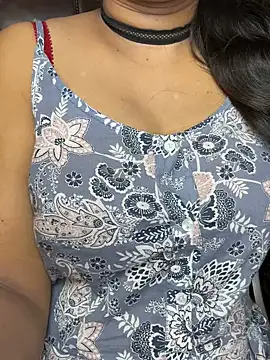 SCHOOL Girl 0 online show from September 9, 2025, 4:39 pm