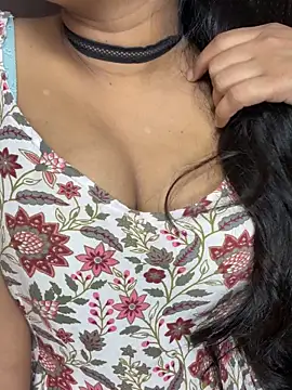 SCHOOL Girl 0 online show from September 18, 2025, 3:25 pm