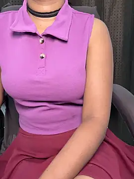 SCHOOL Girl 0 online show from April 7, 2026, 1:50 am