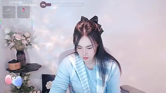 Snapshot of SHY-_-girl chatting on November 4, 2025, 1:21 pm SHY- -girl online show from November 4, 2025, 1:21 pm