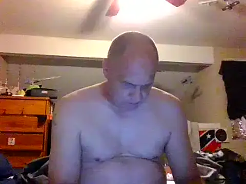 Snapshot of Gerbil8823 chatting on December 1, 2025, 5:01 am Gerbil8823 online show from December 1, 2025, 5:01 am