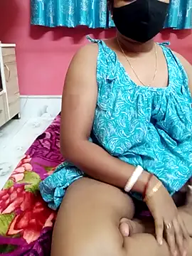 Snapshot of Bengali-boudi chatting on May 6, 2026, 6:35 pm Bengali-boudi online show from May 6, 2026, 6:35 pm