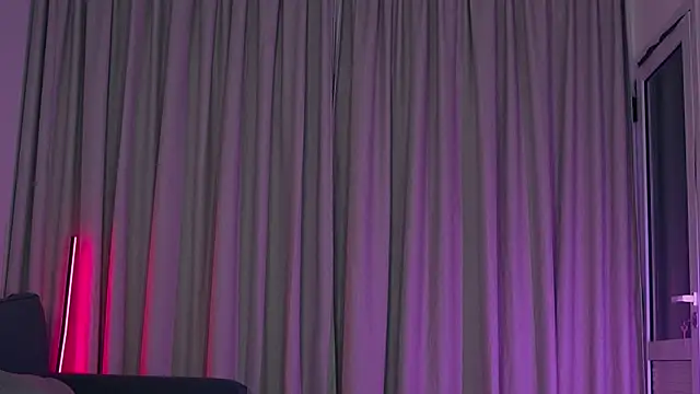 Alison Miller9 online show from October 3, 2025, 3:25 am