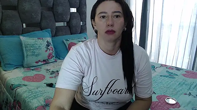 sara hott 1 online show from March 20, 2026, 2:33 pm