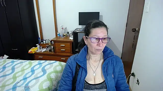 latin49 online show from September 12, 2025, 4:34 am