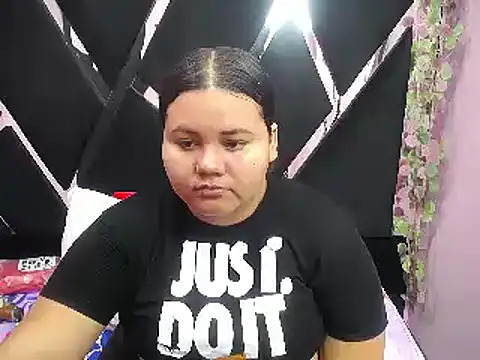 ValenTitis online show from February 1, 2025, 2:05 am