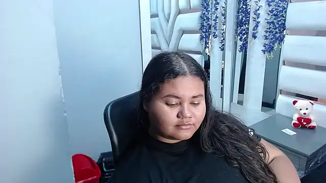 ValenTitis online show from April 20, 2026, 9:16 pm