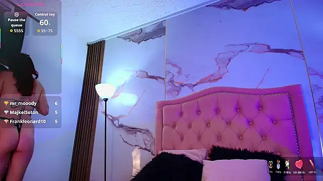 Jade20  online show from November 14, 2025, 9:46 pm