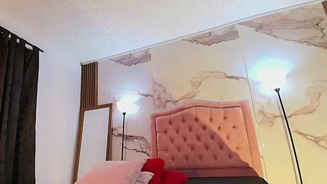 Jade20  online show from February 21, 2026, 10:00 pm