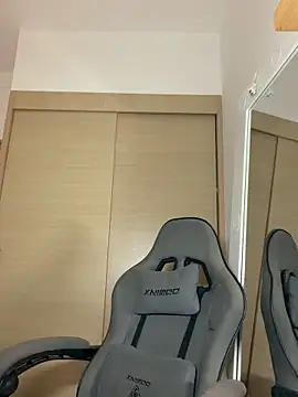 mi suk11 online show from April 7, 2026, 11:26 pm