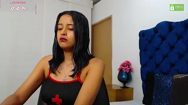 Lili666  online show from April 19, 2026, 3:17 am