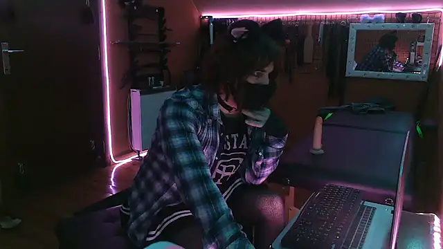 Ginny-the-bdsm-nympho online show from February 12, 2026, 5:52 pm