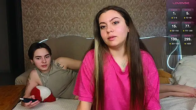 twobabesweet online show from January 14, 2025, 3:01 am