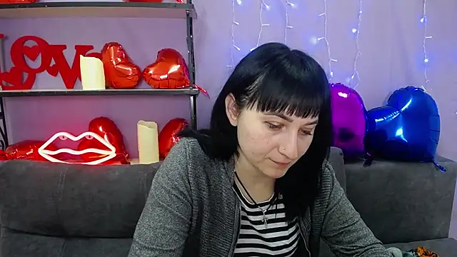 NinaFlawlees online show from March 2, 2025, 4:39 am