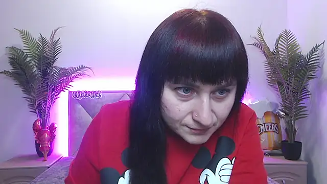 NinaFlawlees online show from September 26, 2025, 12:09 pm