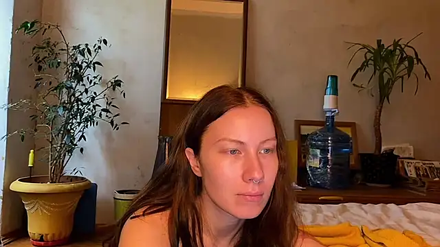 elfess online show from September 24, 2025, 10:40 am