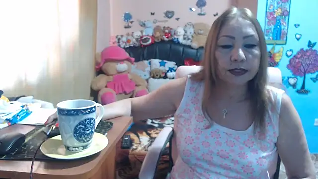 milfeddy  online show from February 10, 2026, 12:31 pm