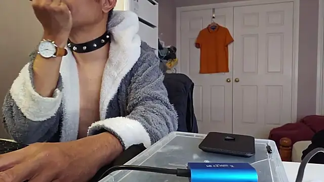 AmGuy23 online show from November 18, 2025, 8:35 pm