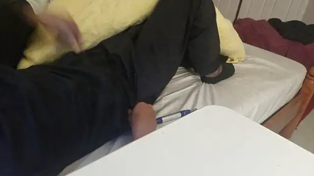 AmGuy23 online show from November 24, 2025, 5:23 pm