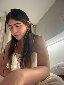 Gaby zahir  online show from December 4, 2025, 10:02 am