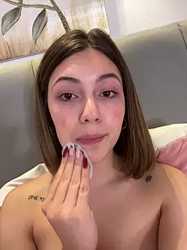 baby sammyy online show from April 20, 2026, 9:23 am