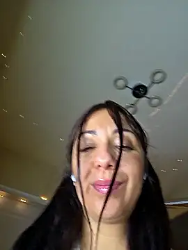 LeticiaWoods online show from January 13, 2026, 11:15 am