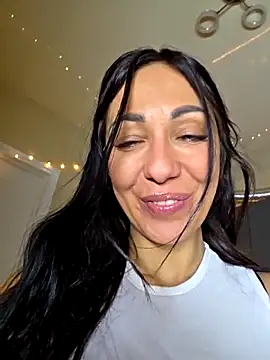 LeticiaWoods online show from February 19, 2026, 12:23 pm