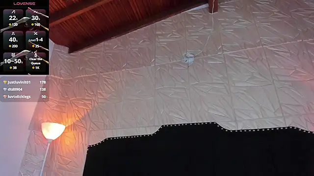 JennyRouse01 online show from February 20, 2025, 2:13 pm