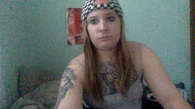 alexabunni online show from October 24, 2025, 1:18 pm