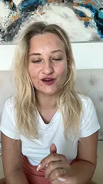 MileySummer online show from September 26, 2025, 11:03 am