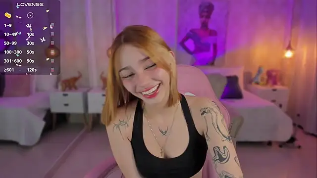 LITTLE-VIVI online show from January 24, 2025, 4:05 am