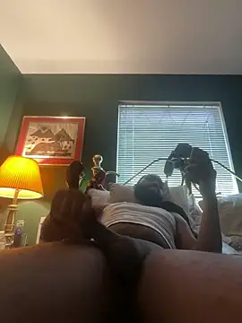 Snapshot of sukisnpaii chatting on March 27, 2026, 7:35 pm sukisnpaii online show from March 27, 2026, 7:35 pm