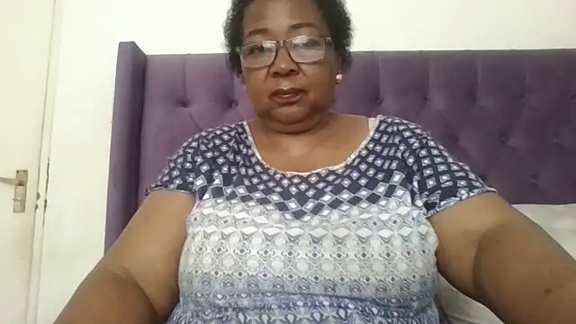Snapshot of KinkyRicoSaisyours chatting on May 30, 2026, 1:52 pm KinkyRicoSaisyours online show from May 30, 2026, 1:52 pm