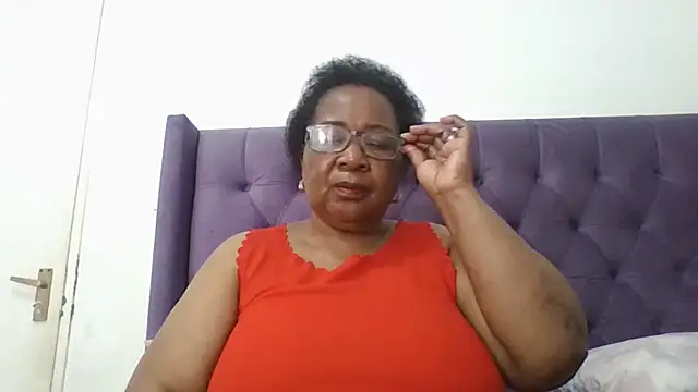 KinkyRicoSaisyours online show from June 13, 2026, 12:58 pm