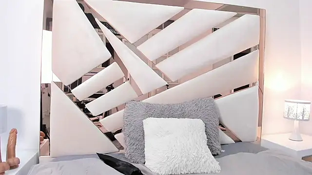 Naughty  Mom online show from January 29, 2025, 10:53 pm