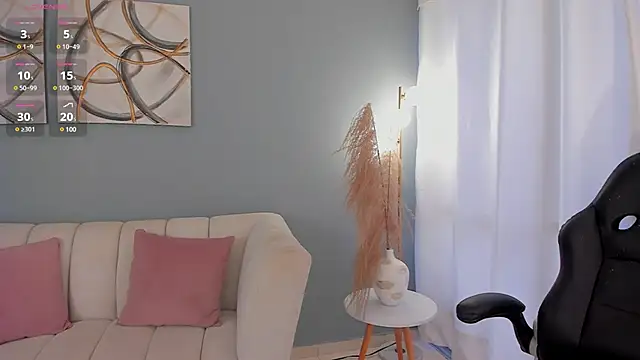 BrookeMiller online show from January 27, 2025, 6:31 pm