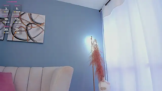 BrookeMiller online show from March 18, 2025, 5:42 pm