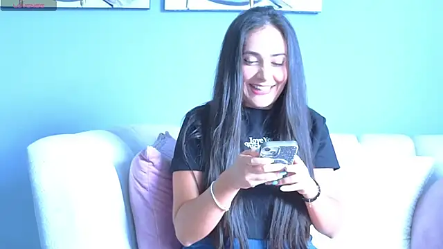 BrookeMiller online show from September 19, 2025, 8:42 pm