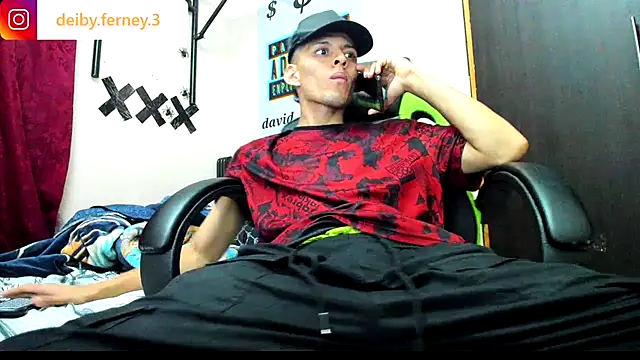 davidlatin66 online show from January 28, 2025, 2:21 am