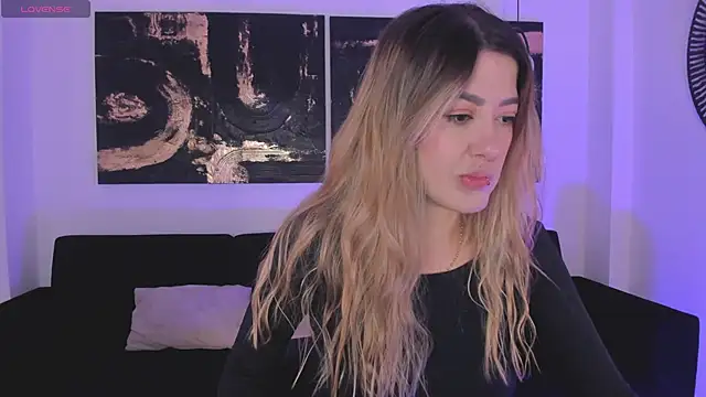 EveBensonX online show from September 10, 2025, 12:27 pm