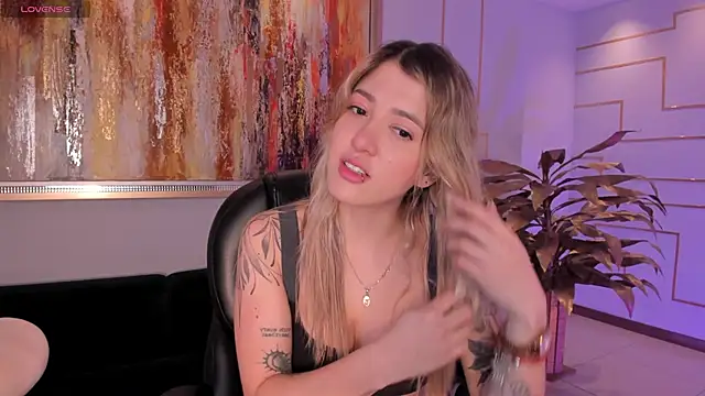 EveBensonX online show from January 15, 2026, 12:10 pm