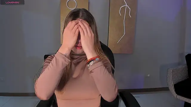 EveBensonX online show from February 22, 2026, 5:55 pm