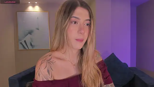 EveBensonX online show from April 19, 2026, 5:56 pm